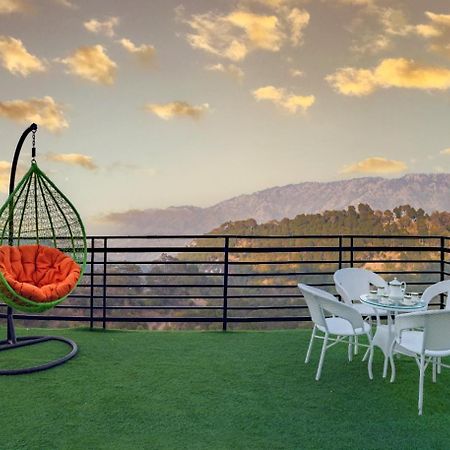 Mystic Kasauli I Pvt Balcony I Peacefull Area I Serviced Apt I By Exotic Stays エクステリア 写真
